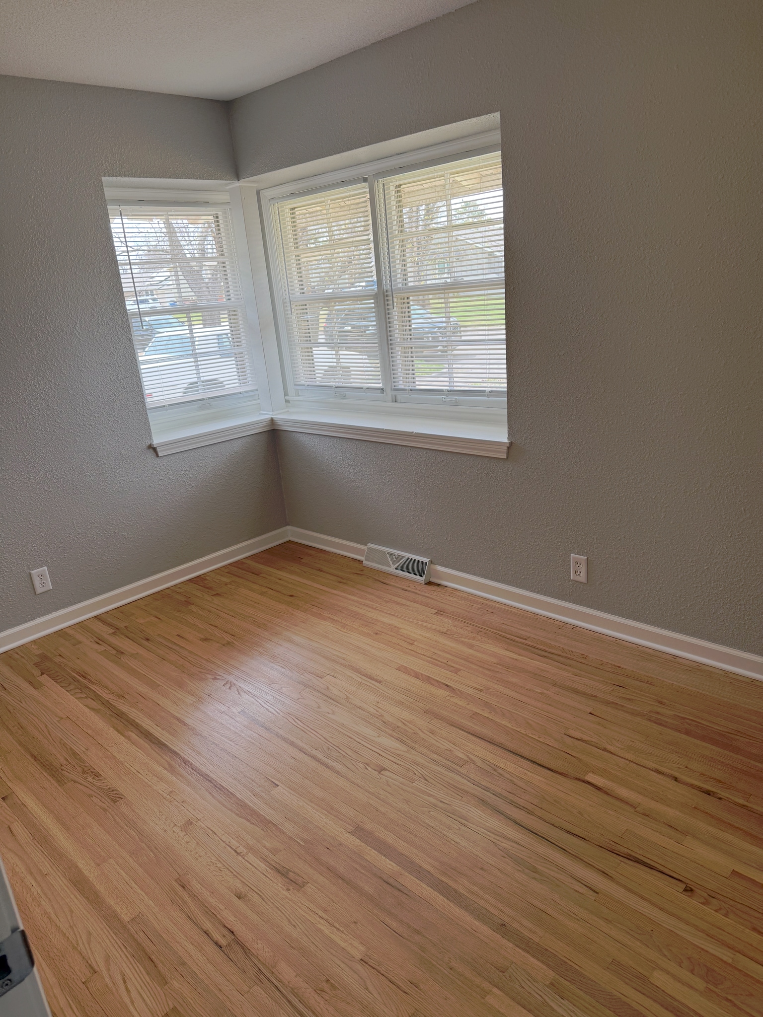 Bedroom 1 - 1018 S Blackwill St