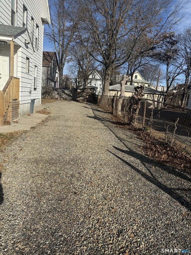 Building Photo - 597 Ogden St