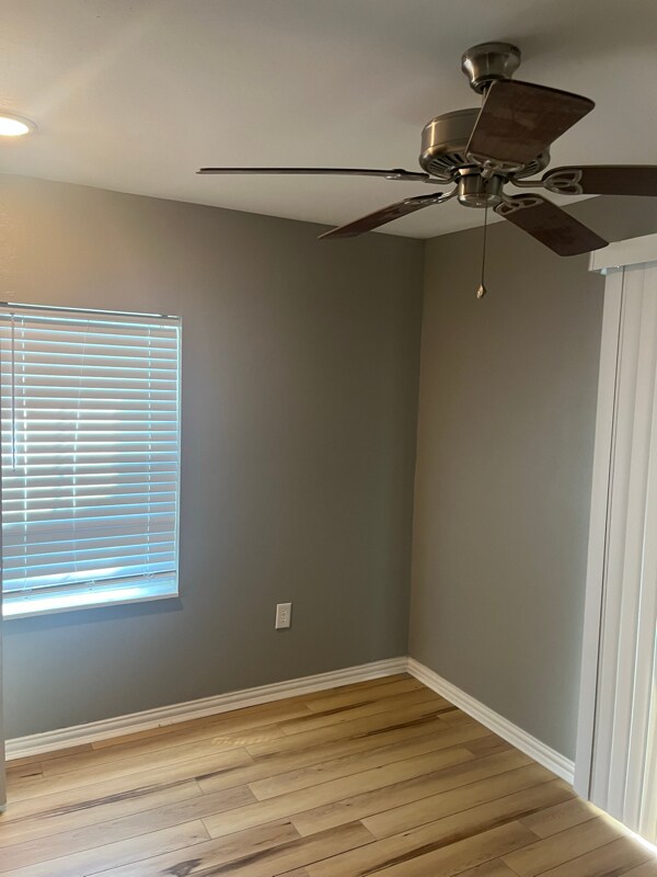 Building Photo - 520 Jones St