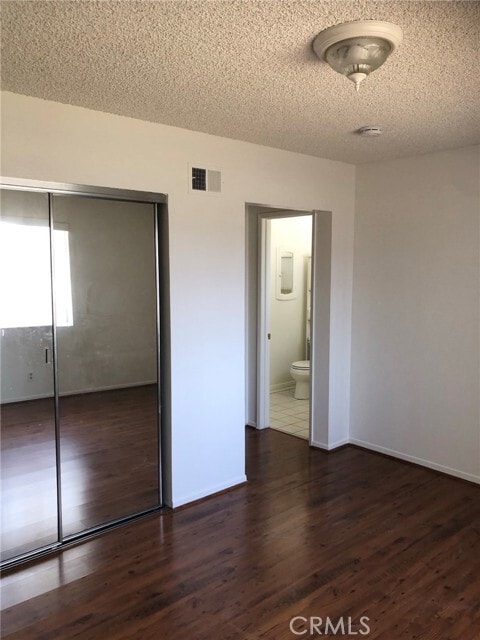 Building Photo - 8552 La Vine St