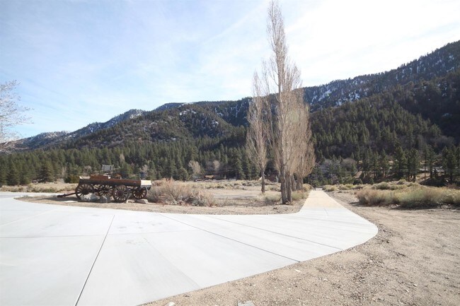 Building Photo - 26601 Big Pines Hwy