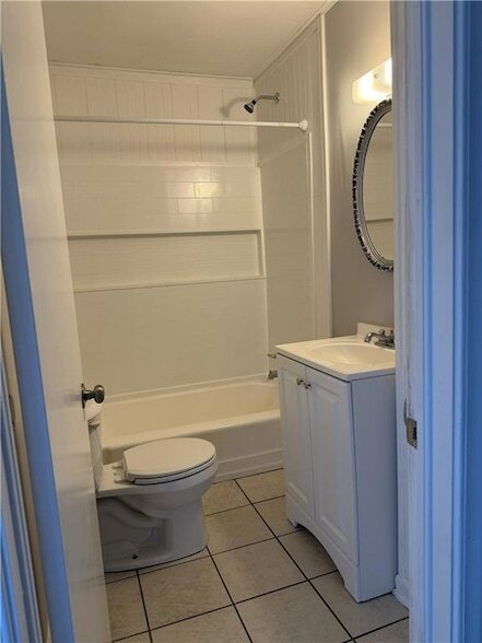 Building Photo - 10528 Alan St