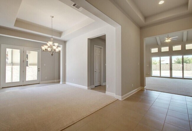 Building Photo - 200 Southern Carina Dr