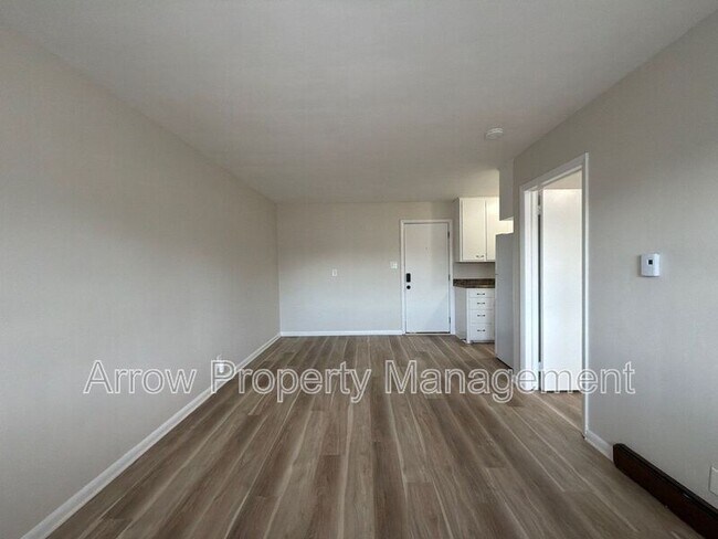 Building Photo - 141 N 4th St