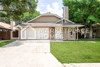 Building Photo - 12038 Stoney Crossing
