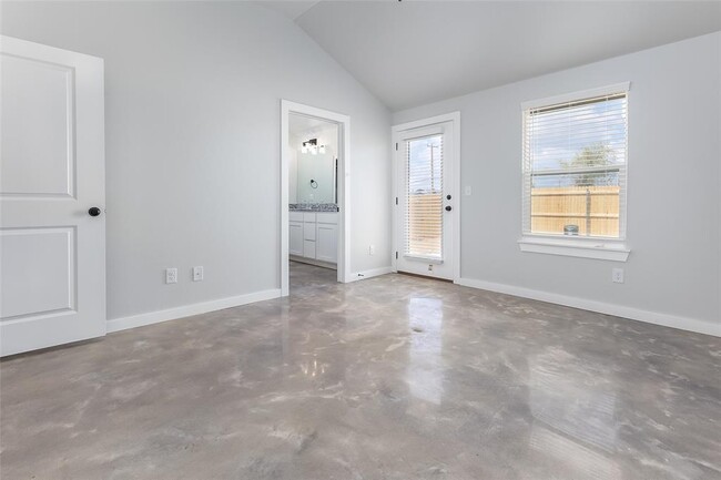 Building Photo - 2343 SW 90th Pl