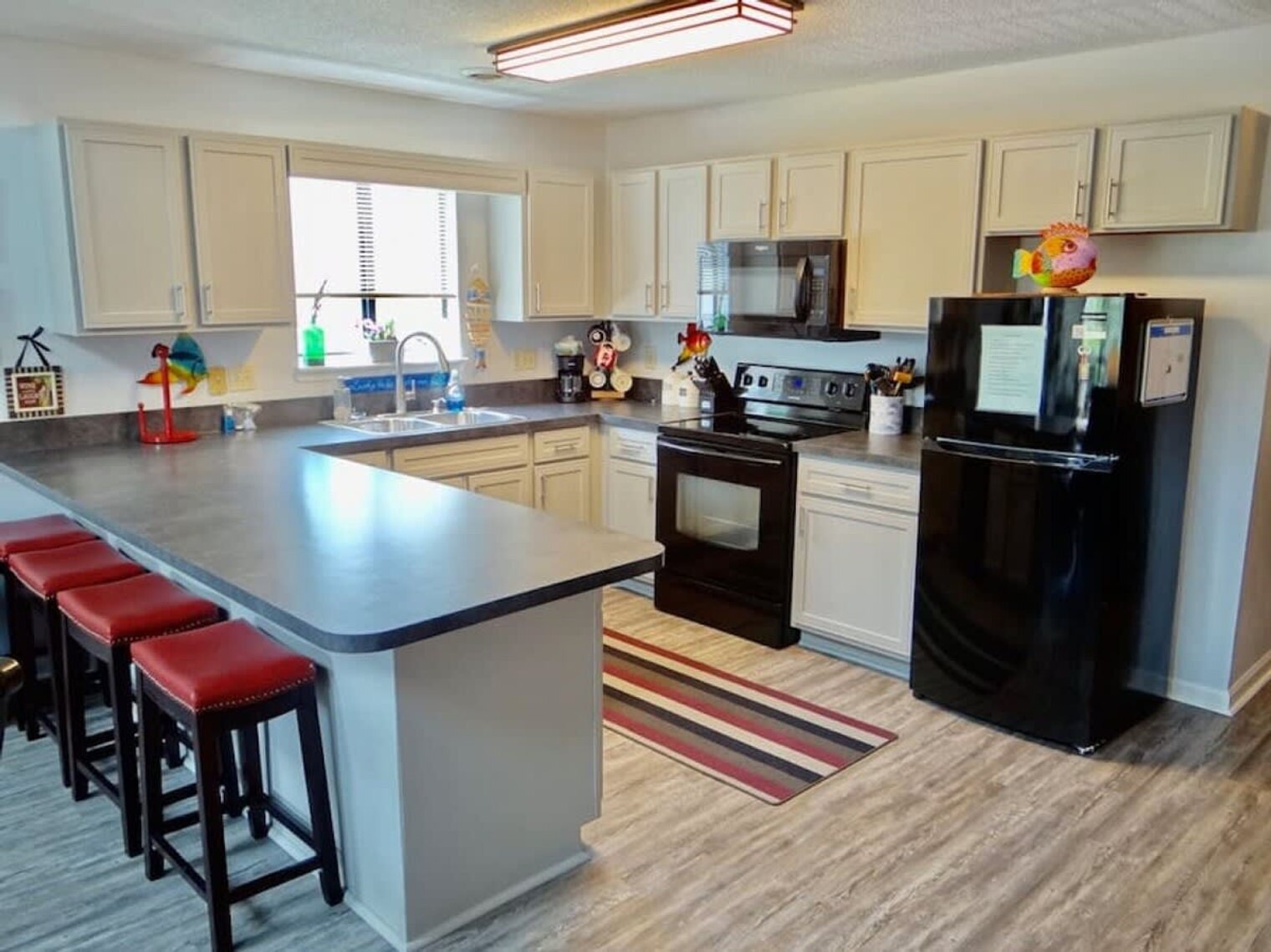 Building Photo - 1920 Bent Grass Dr