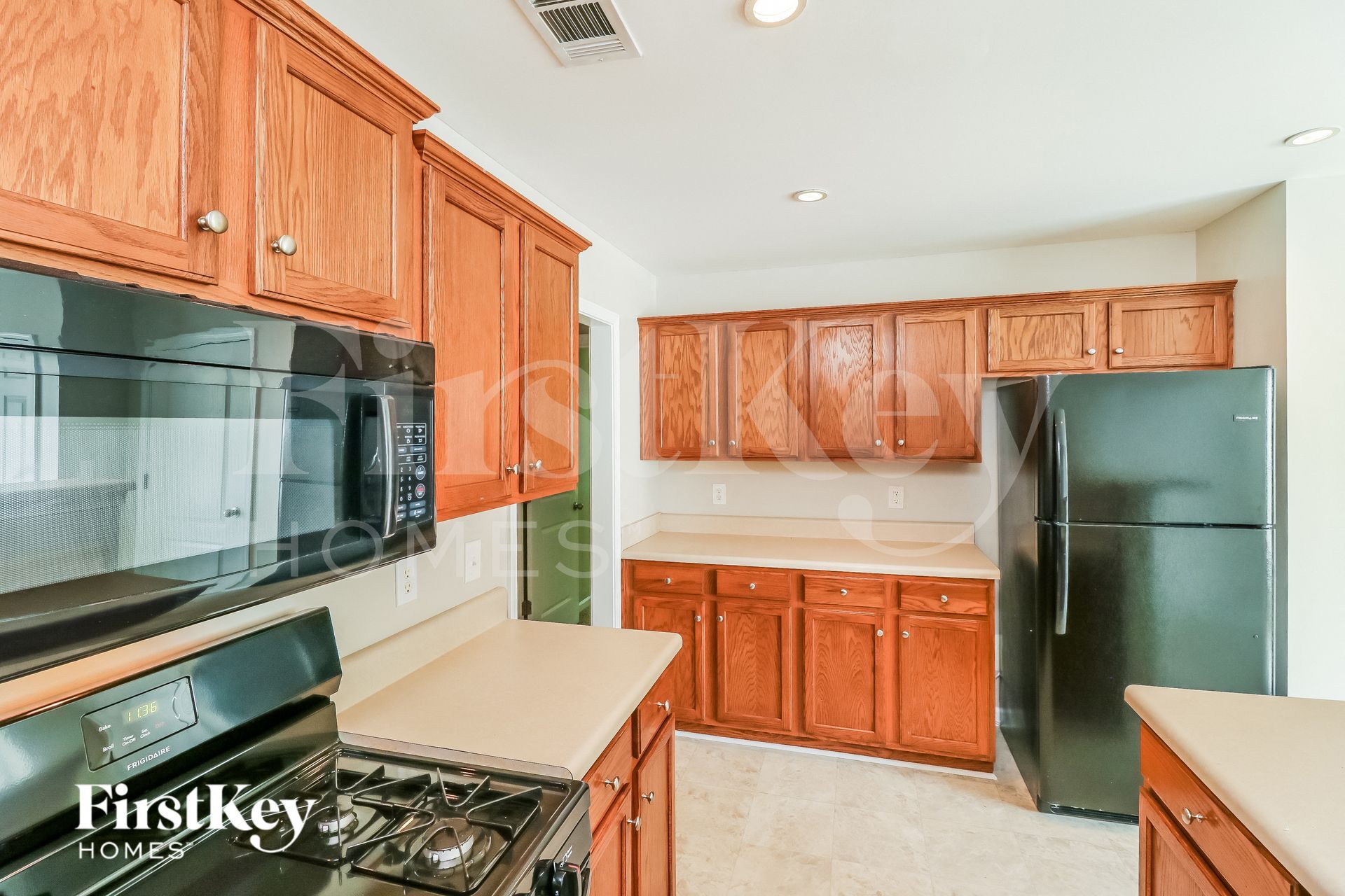 Building Photo - 24 Brookridge Ct