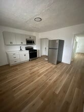 Building Photo - 3810 Vermont Ave