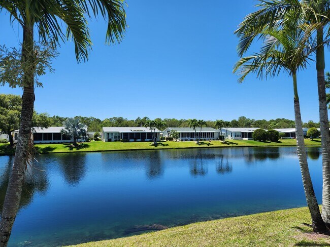 Primary Photo - 7717 White Egret Ln