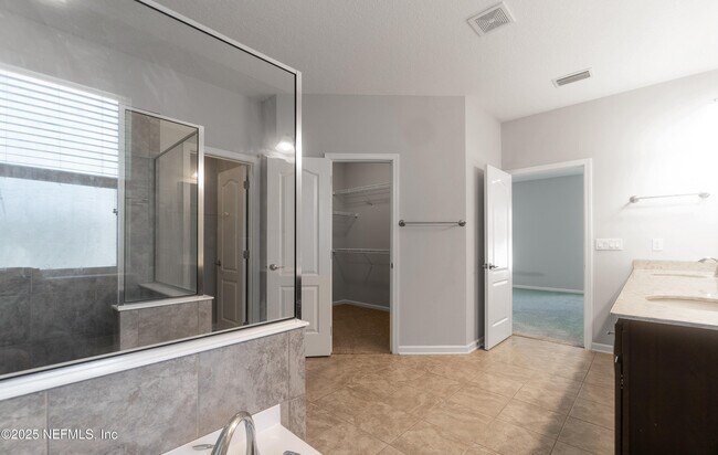 Building Photo - 11544 Dunforth Cove Dr