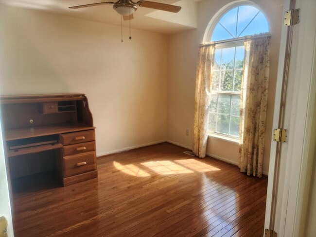 Building Photo - 2852 Chaseway Ct