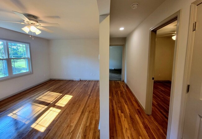 Building Photo - 209 Wayland St