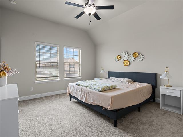 Building Photo - 2333 Willow Garden Dr
