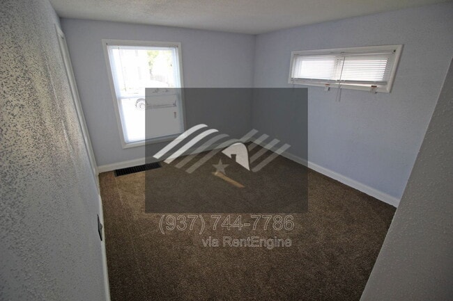 Building Photo - 78 Notre Dame Ave