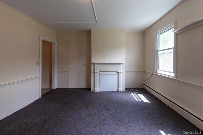 Building Photo - 5635-5639-5639 NY-82