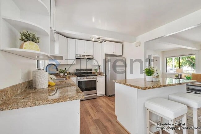 Building Photo - 1312 Carlton Ave