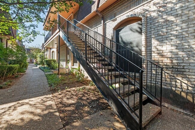 Building Photo - 7801 Shoal Creek Blvd