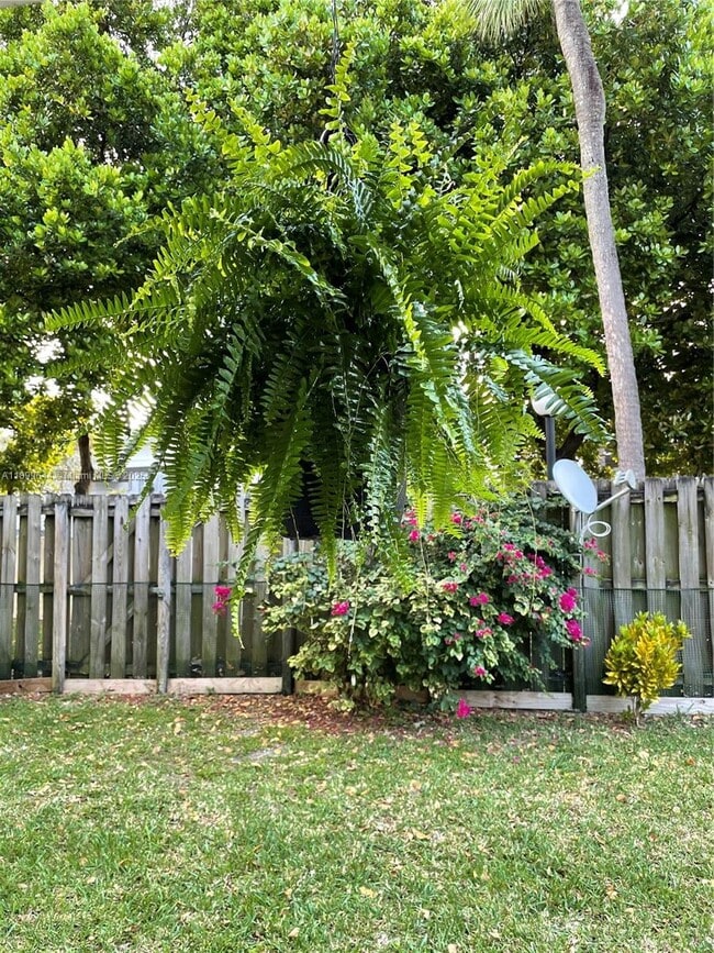 Building Photo - 7701 SW 88th St