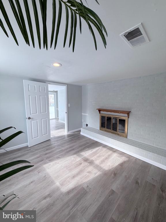 Building Photo - 12516 Waldo Ln