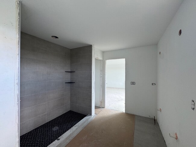 Building Photo - 12428 Limerick Ln