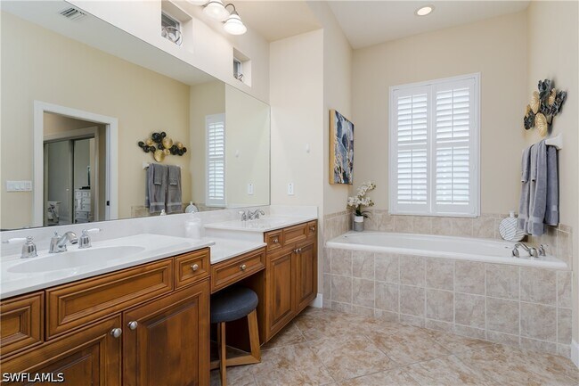Building Photo - 8754 Hideaway Harbor Ct