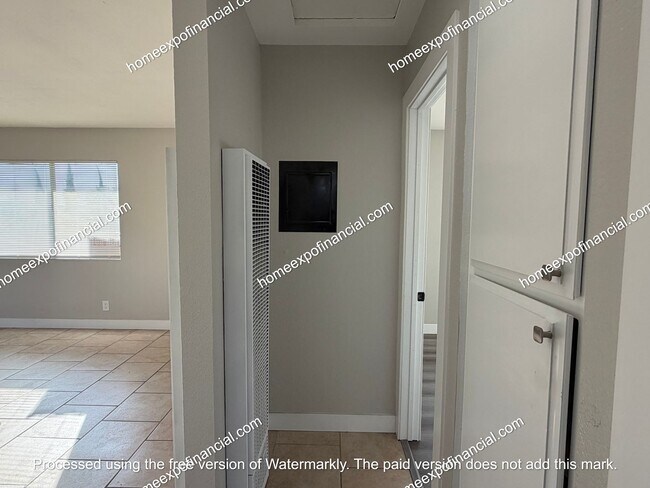 Building Photo - 13920 Sierra Mesa Cir