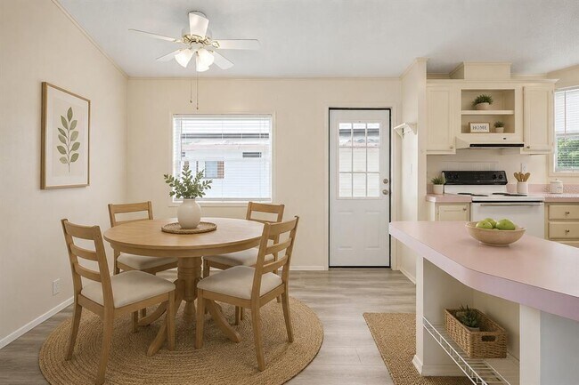 Building Photo - 8880 SW 27th Ave