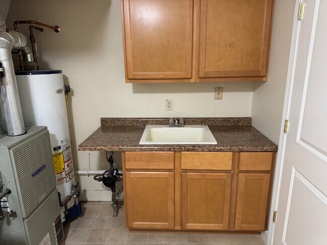 Building Photo - 2524 W 109th Pl