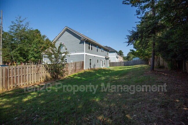 Building Photo - 7794 Garrett Rd