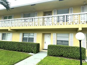 Building Photo - 1121 Cactus Terrace