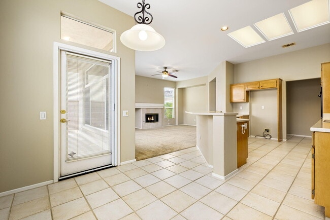 Building Photo - 78462 Palm Tree Ave
