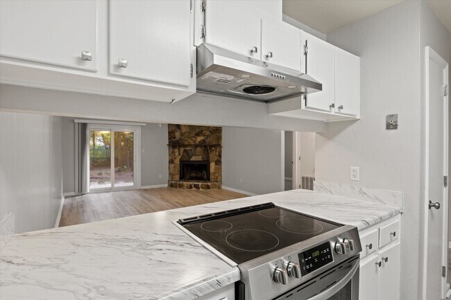 Building Photo - 4155 Brewster Rd