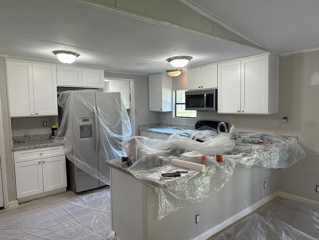 Building Photo - 21626 W Champagne Cir