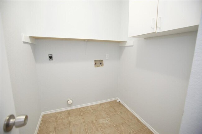 Building Photo - 1314 Garden Path Dr