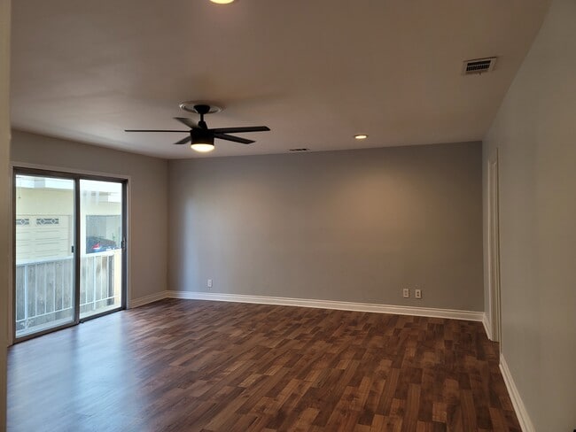 FAMILY ROOM - 2604 Graham Ave