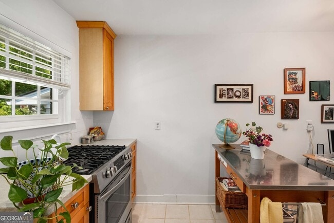 Building Photo - 866 Briarcliff Rd NE