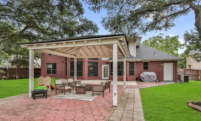 Building Photo - 12123 Mill Stream Way