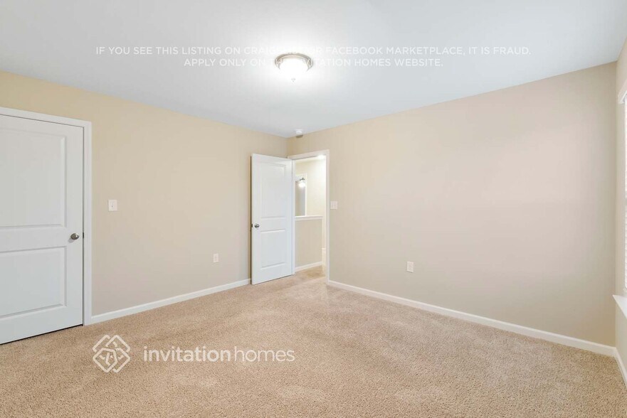 Building Photo - 118 Calderdale Ln