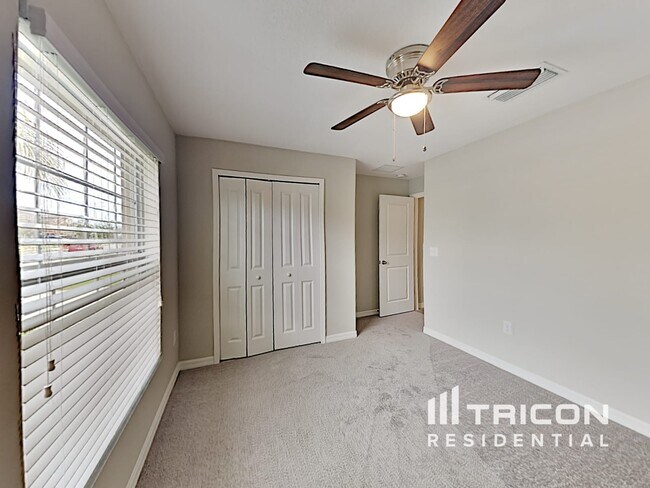 Building Photo - 1748 Broad Winged Hawk Dr