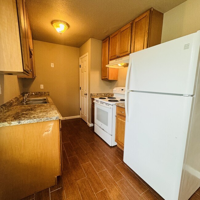 Building Photo - 2413 Cuney Ct