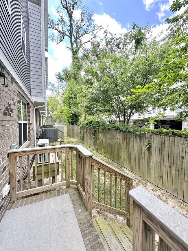 Building Photo - 4319 Pinter Ln