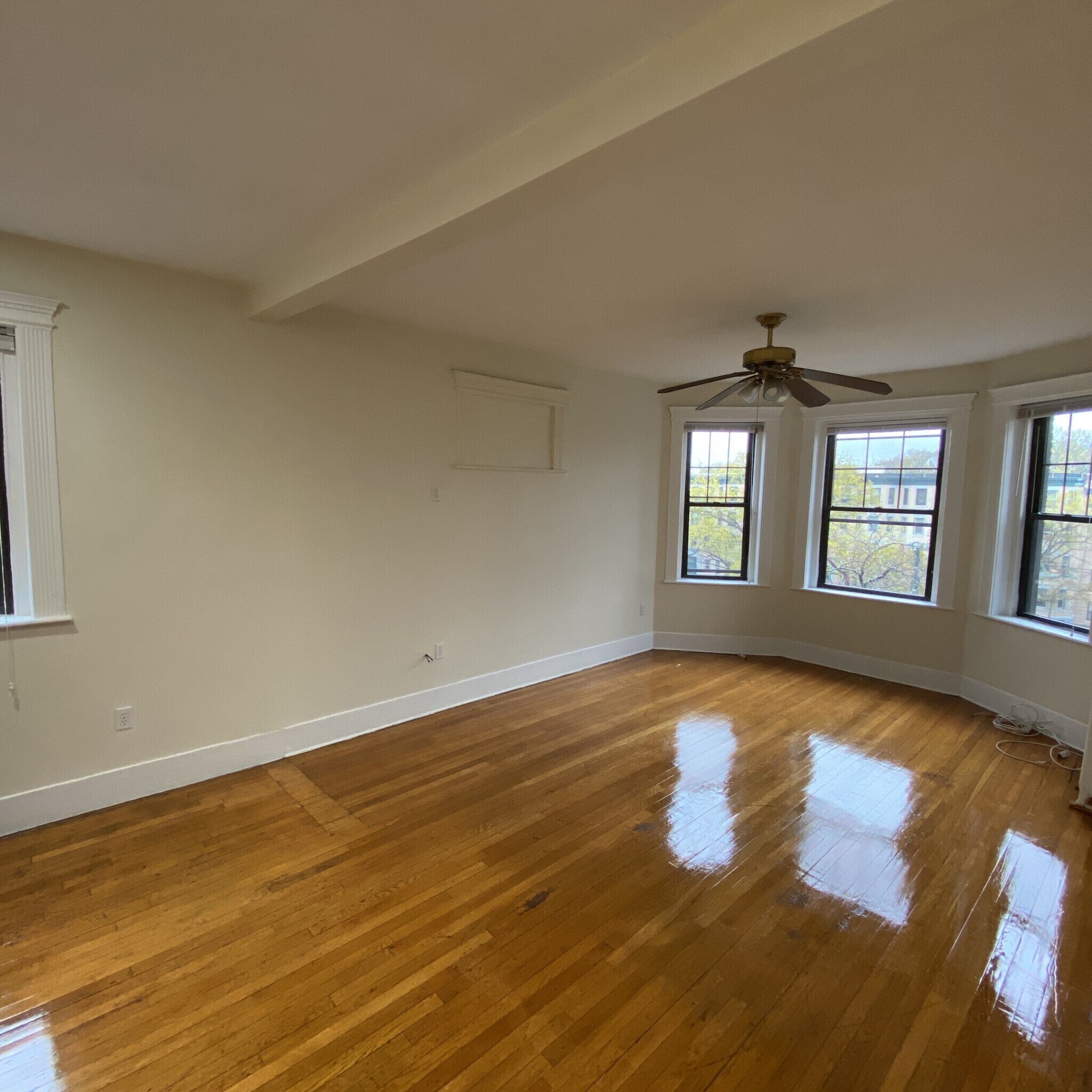 Building Photo - 1412 Commonwealth Ave