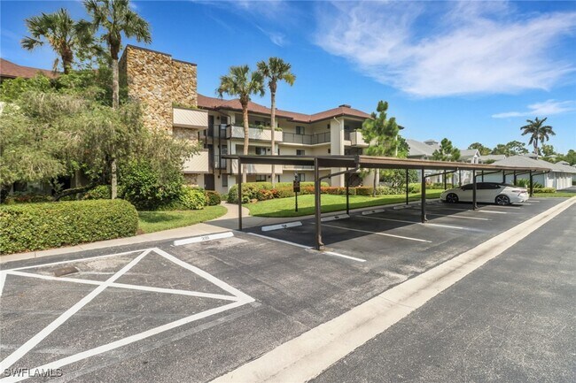 Building Photo - 1600 Misty Pines Cir