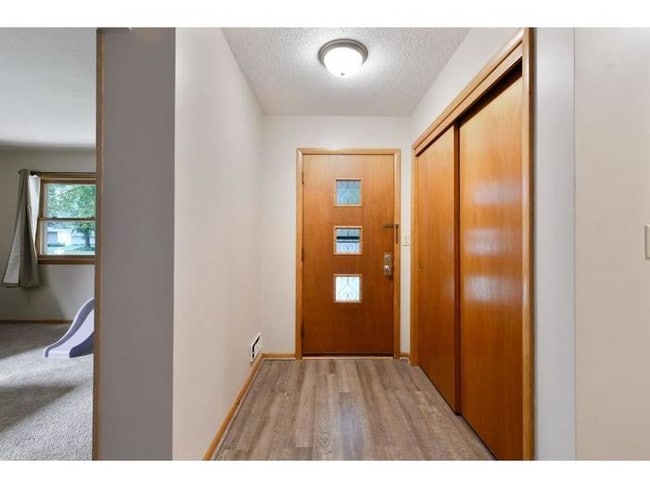 Building Photo - Beautiful Ranch Style 3BR 2BA Home in Milaca