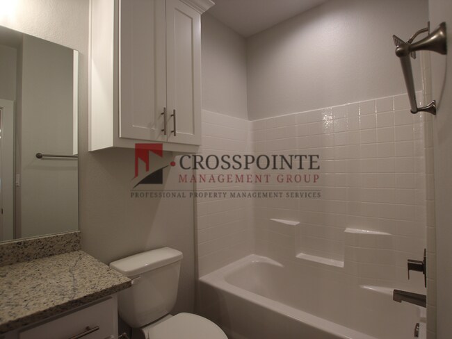 Building Photo - Luxury 3 Bedroom 2 Bath Townhomes in Bullard ISD!