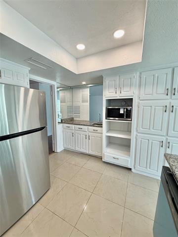 Building Photo - 1506 Hindsdale Dr