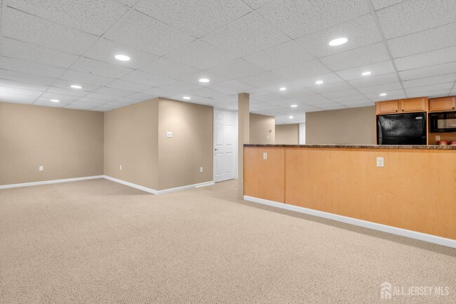 Building Photo - 1 Johnson St