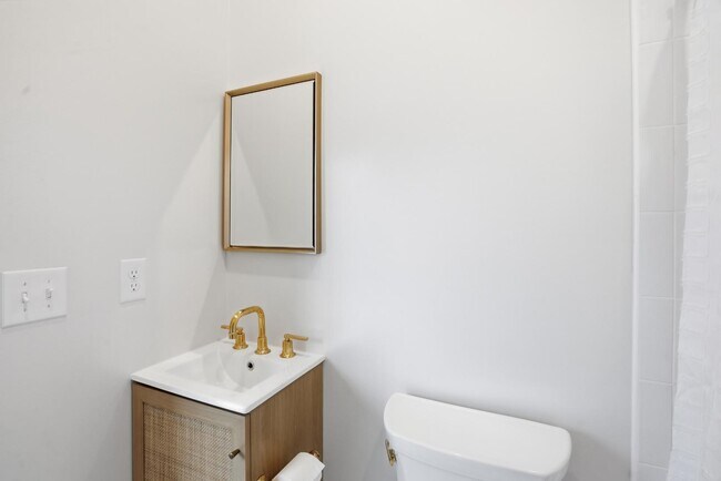 Building Photo - 309 Lorch St