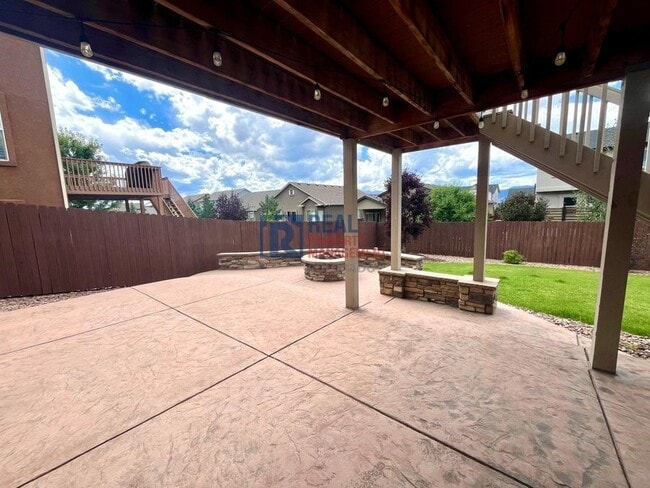 Building Photo - 10776 Forest Creek Dr